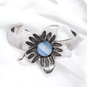 New Sterling Silver Blue Lace Agate Healing Crystal Flower Ring